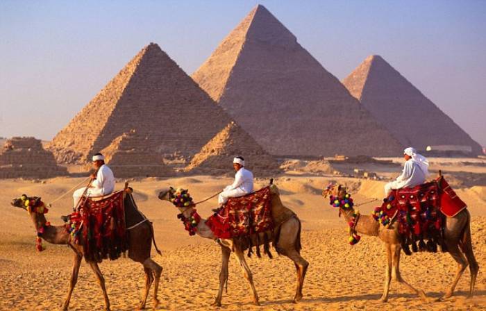 Egyptian pyramids tours