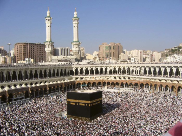 Islamic holy sites for pilgrims